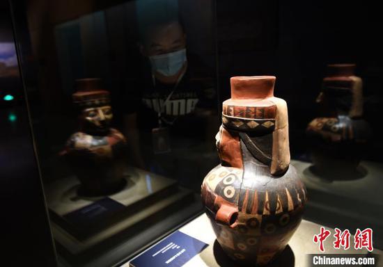 秘鲁11家考古类博物馆的157件文物藏品亮相重庆