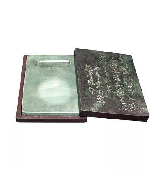 清代端砚侧重雕工 以“工精”为贵
